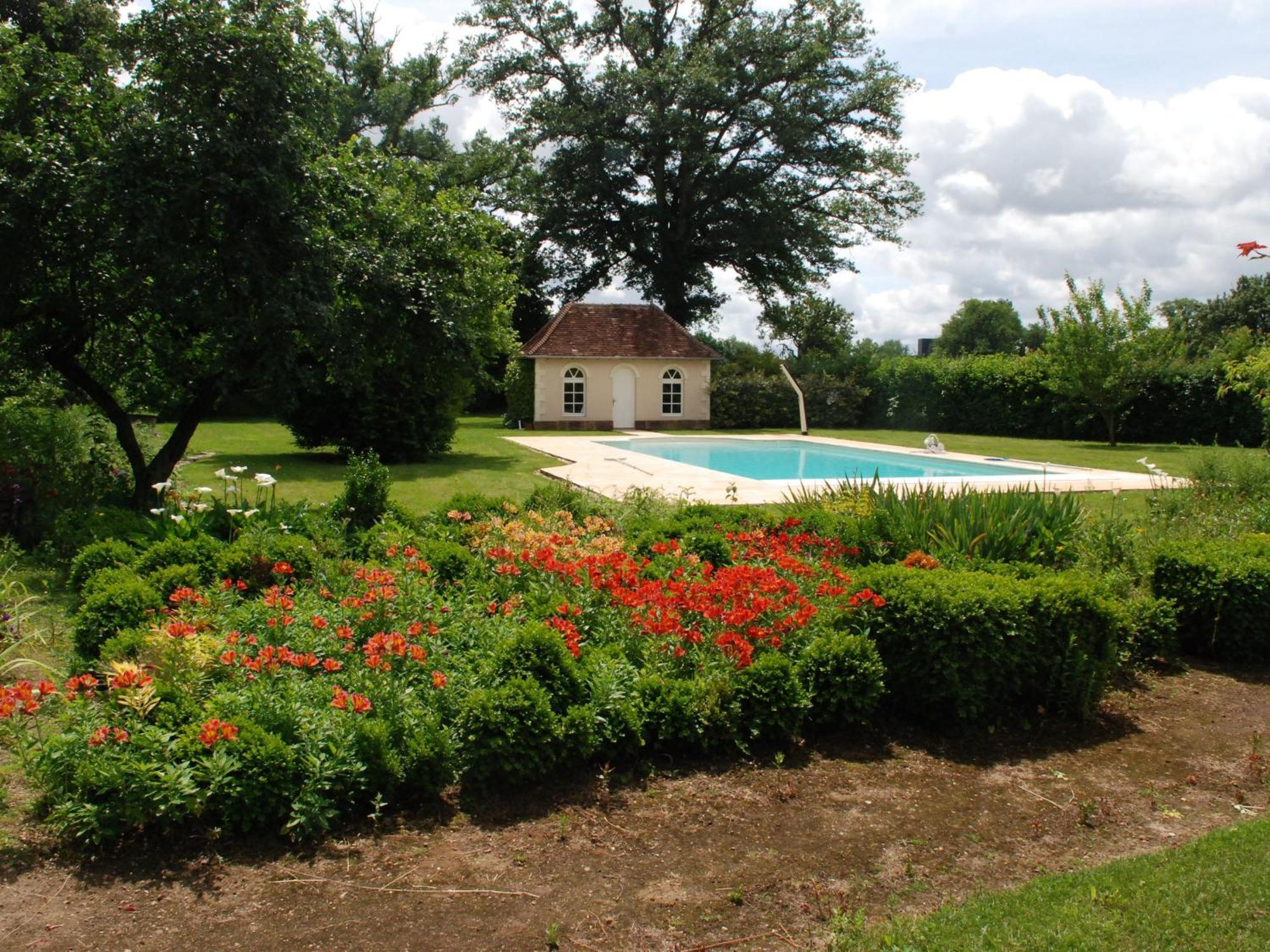 Petite Maison De Campagne Avec Piscine Chauffee, Tennis Et Nombreuses Activites Pour Tous! - Fr-1-410-270 Villa Maresché Buitenkant foto